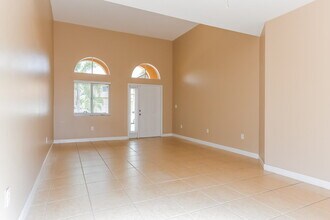 1241 NE 41st Pl in Homestead, FL - Building Photo - Building Photo