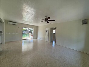 1141 NE 154th Ter in North Miami Beach, FL - Building Photo - Building Photo