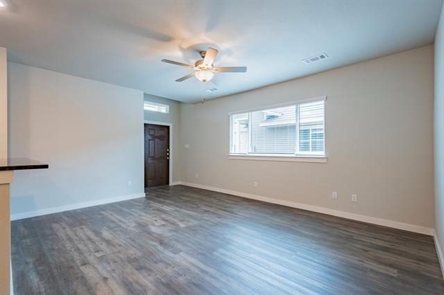 628 Blackland dr in Venus, TX - Building Photo - Building Photo