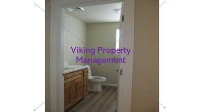 1370 NW Breann Loop in Prineville, OR - Building Photo - Building Photo