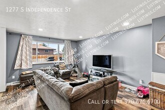 1277 S Independence St in Lakewood, CO - Building Photo - Building Photo