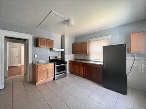 819 William St in Bridgeport, CT - Building Photo - Building Photo