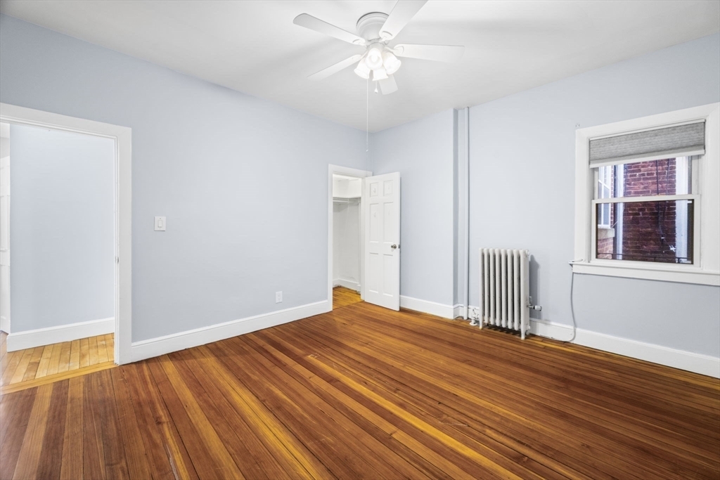 1834 Beacon St, Unit 5 in Brookline, MA - Building Photo
