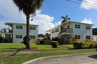 821-827 3rd St in West Palm Beach, FL - Foto de edificio - Building Photo