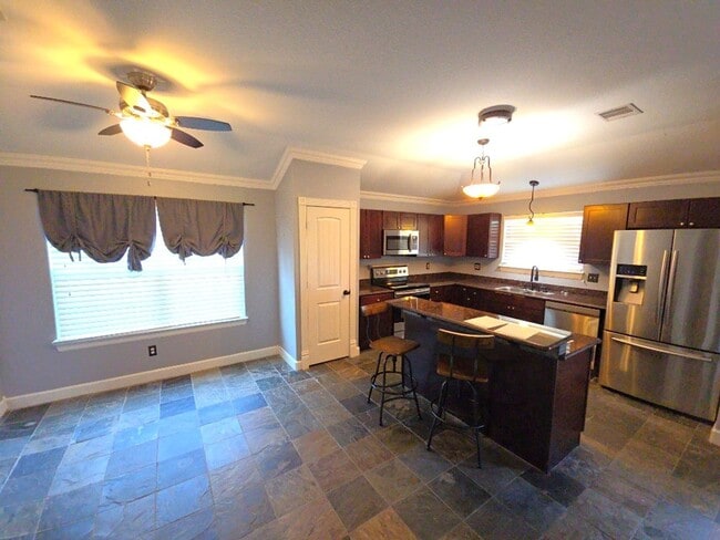 254 Debbie Ln in San Leon, TX - Building Photo - Building Photo