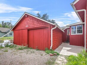 3383 Ave F in Kittredge, CO - Building Photo - Building Photo