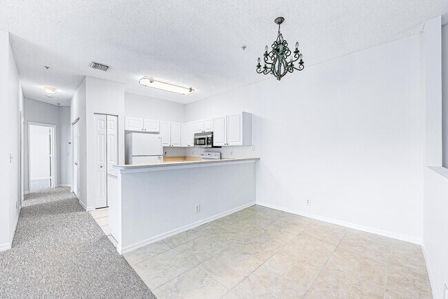 113 Lighthouse Cir in Tequesta, FL - Building Photo - Building Photo