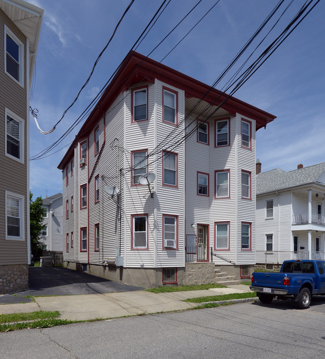 175 Eugenia St in New Bedford, MA - Building Photo