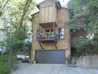 property at 625 Arth Dr