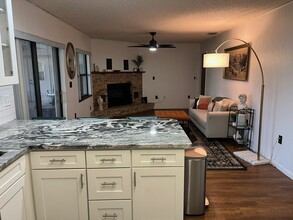 1102 Shadowbrook Dr N in Lakeland, FL - Foto de edificio - Building Photo