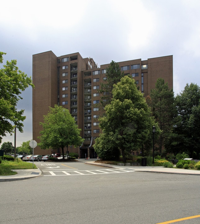 Riverside Towers in Medford, MA - Building Photo