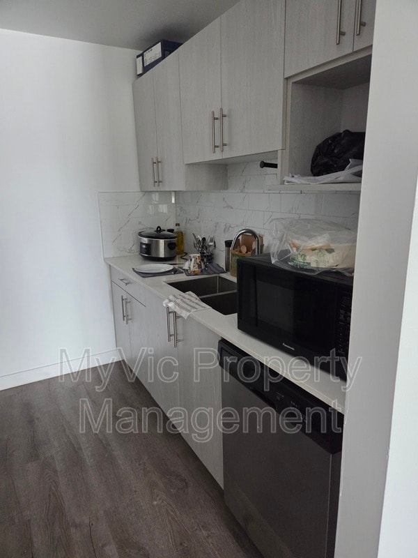 property at 4610-4647 47 St