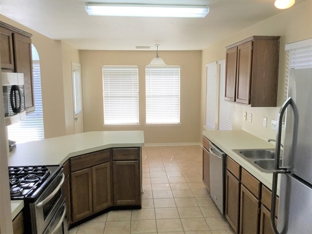 208 Hollander Ct in League City, TX - Building Photo - Building Photo
