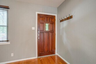 3808 Bryce Ave in Fort Worth, TX - Building Photo - Building Photo