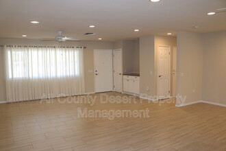 77225 Indiana Ave in Palm Desert, CA - Building Photo - Building Photo