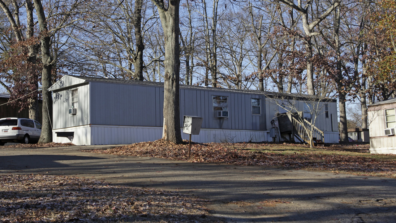 Hilltop Mobile Home Park in Greenville, SC - Foto de edificio