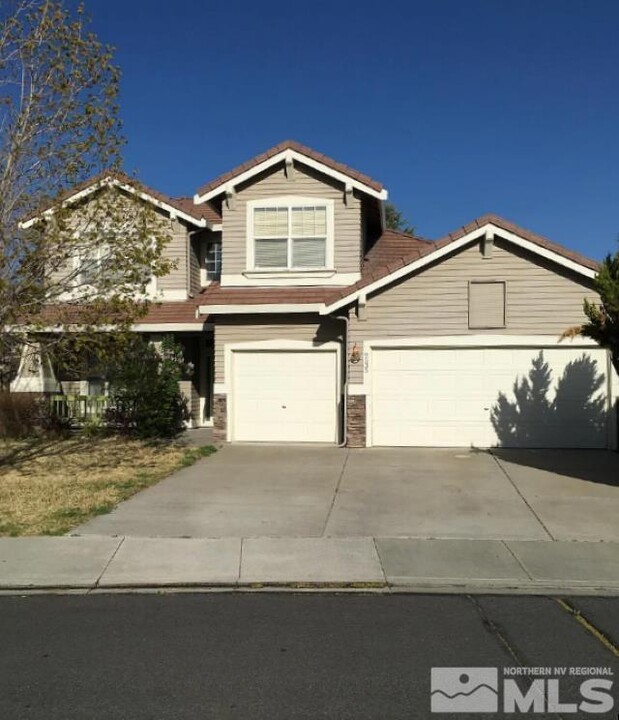 9535 Comanche Moon Dr in Reno, NV - Building Photo