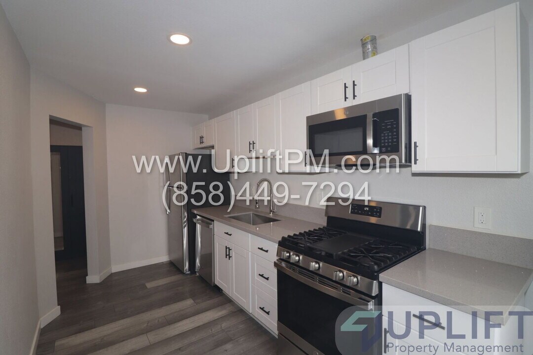 4167 Wightman St in San Diego, CA - Building Photo