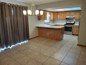 465 Cornerstone Ave in Seymour, IN - Building Photo - Building Photo