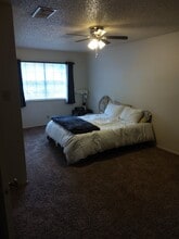 5604 Rose Dawn in San Antonio, TX - Building Photo - Building Photo