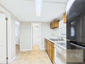 607 W Broadway in Red Lion, PA - Building Photo - Building Photo