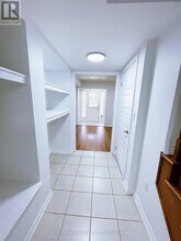 651 Laking Terrace in Milton, ON - Building Photo - Building Photo