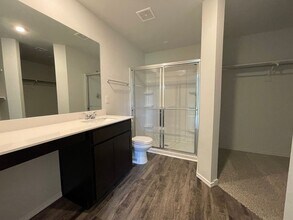 6216 Bradford Pear Ln in Edmond, OK - Building Photo - Building Photo