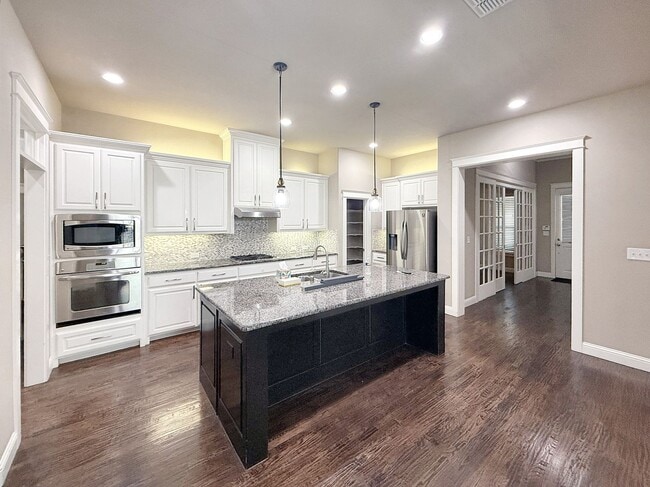 property at 940 Crimson Rd