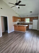 119 Windsor Ct in Jacksonville, NC - Building Photo - Building Photo