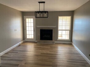 1278 Pinhook Dr in Nixa, MO - Building Photo - Building Photo