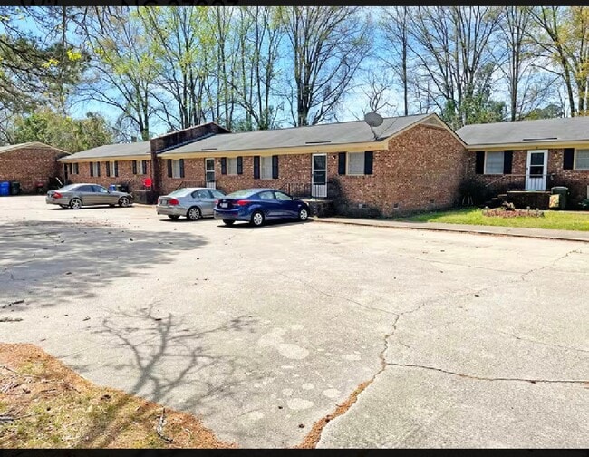 property at 506 Pickett St SW