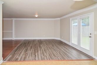 134 Whitestone Dr NE, Unit 526 in Huntsville, AL - Foto de edificio - Building Photo