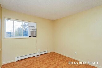 4245 Loomis Ave in Colorado Springs, CO - Building Photo - Building Photo