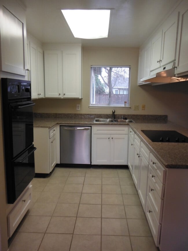 5135 Pearl Ave in San Jose, CA - Building Photo - Building Photo