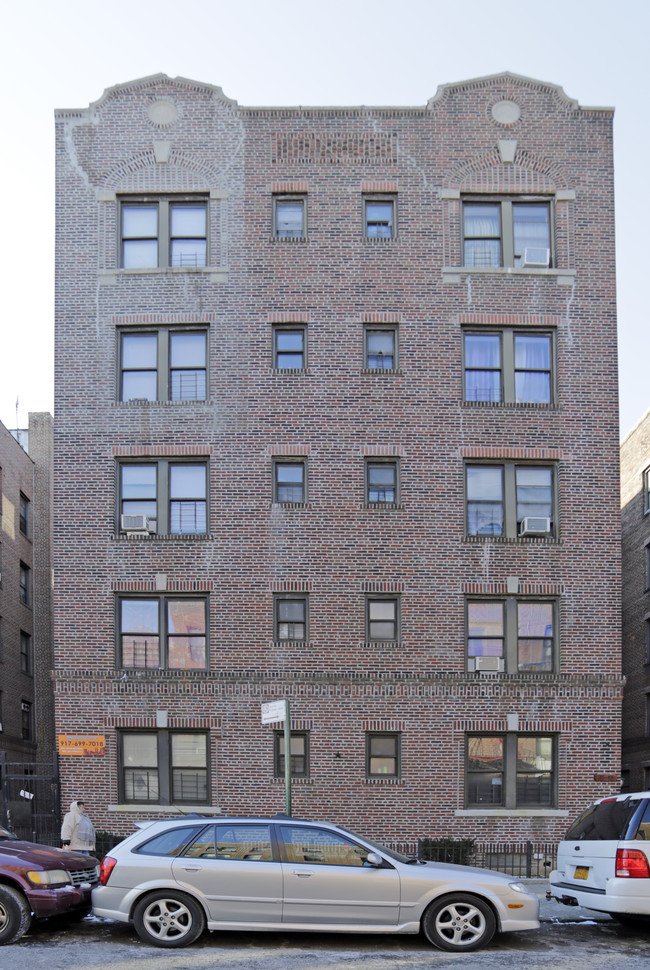 35-44 95th St in Flushing, NY - Building Photo - Building Photo