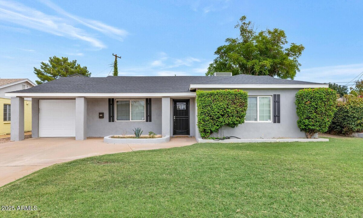 3822 E Monterosa St in Phoenix, AZ - Building Photo