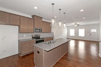 832 Ambient Way in Atlanta, GA - Building Photo - Building Photo