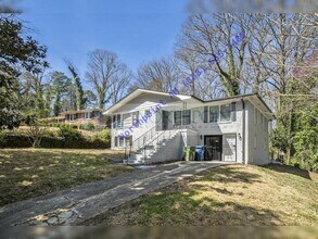 252 W Simon Terrace NW in Atlanta, GA - Building Photo - Building Photo