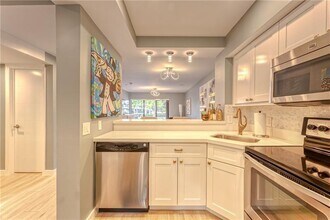 2713 NE 15th St in Fort Lauderdale, FL - Building Photo - Building Photo