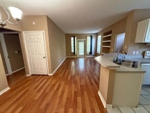 13703 Richmond Park Dr N in Jacksonville, FL - Building Photo - Building Photo