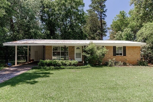 property at 265 Brentwood Dr