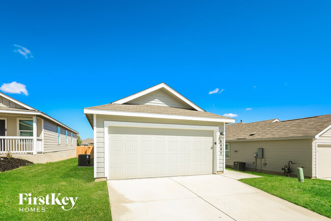 6607 Arid Wy in San Antonio, TX - Building Photo - Building Photo