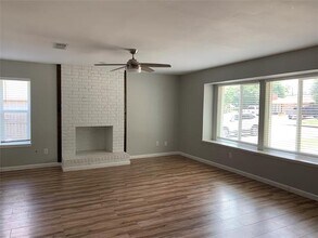 442 NW 23rd St in Grand Prairie, TX - Building Photo - Building Photo
