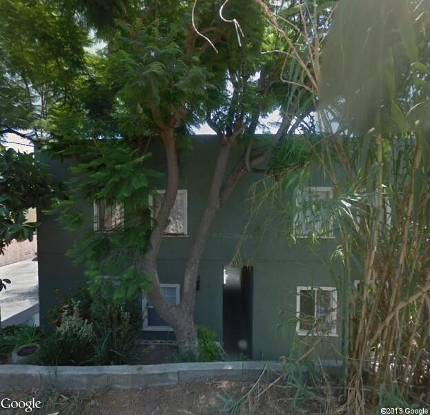 433 W Riverside Dr in Burbank, CA - Building Photo