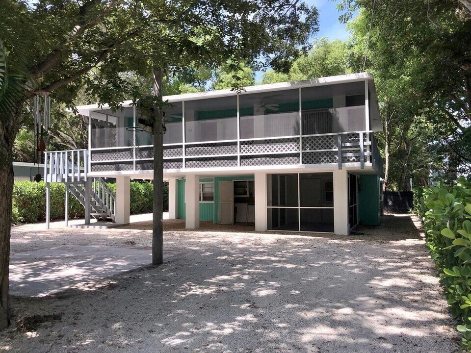661 Colson Dr in Key Largo, FL - Building Photo