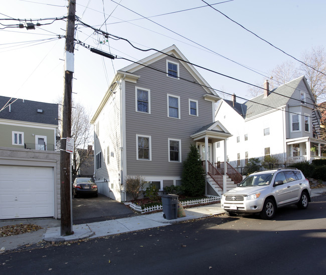 residential condo in Jamaica Plain, MA - Foto de edificio - Building Photo