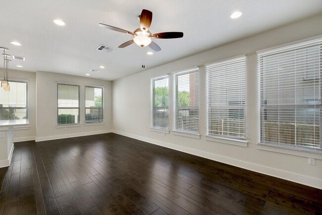 5309 William Holland Ave in Austin, TX - Foto de edificio - Building Photo