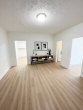 1512 English Ave in Indianapolis, IN - Building Photo - Building Photo