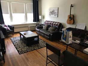 50 Lancaster Ter, Unit 103 in Brookline, MA - Foto de edificio - Building Photo