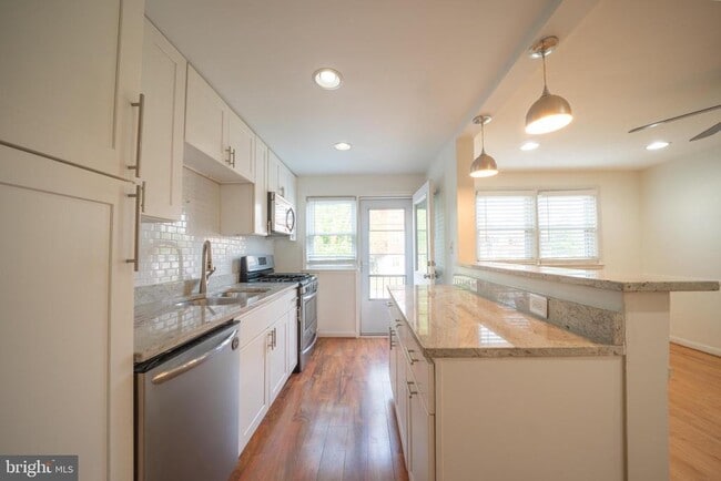 property at 1106 Linden Ave